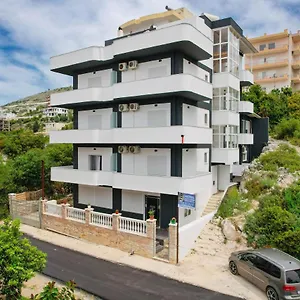 & Eleanna , Sarandë Albania
