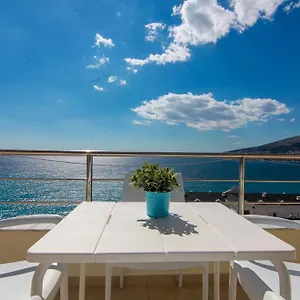 Blue Sea , Sarandë Albania